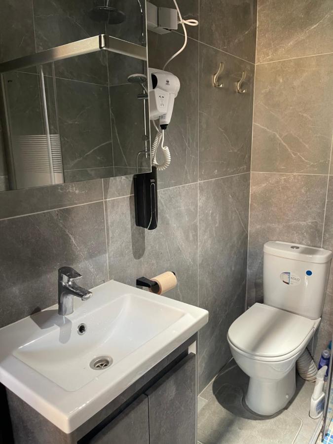 Philharmonie Platz Apartment Chernivtsi